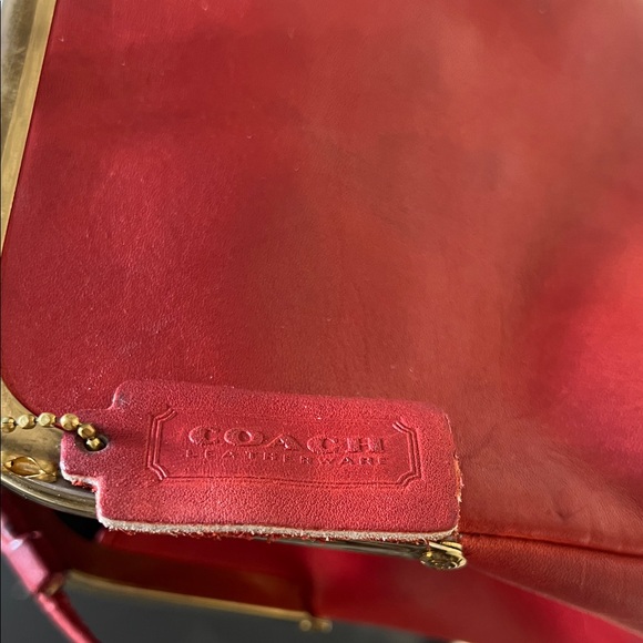 Vintage Chic Red Leather Double Opening Cross Bag - Picture 2 of 13